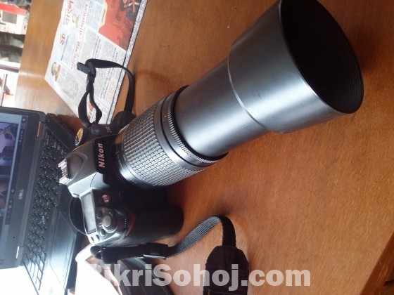 Nikon D90 with zoom+kit lens